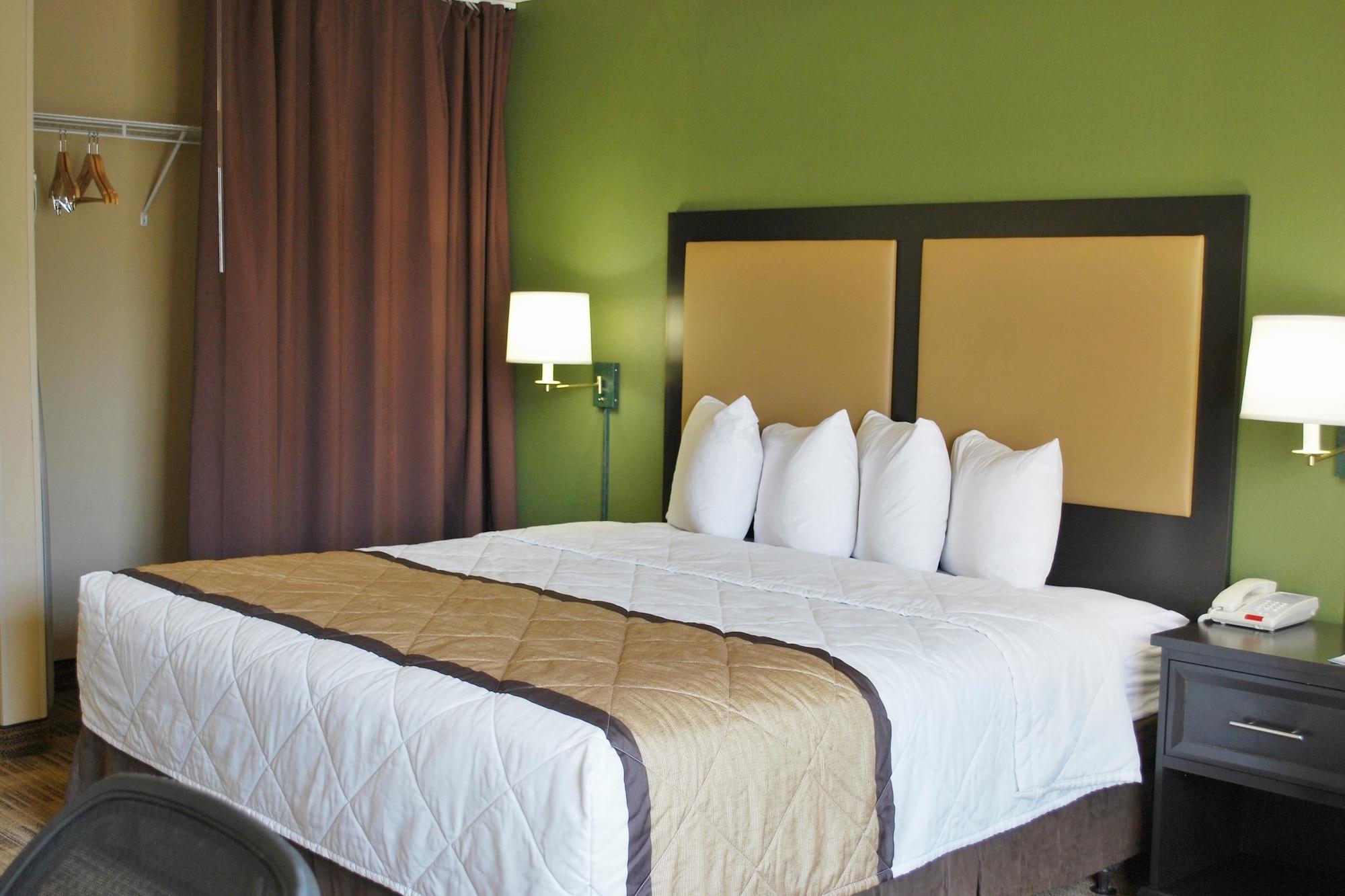 Extended Stay America Suites - Houston - Galleria - Uptown Exterior photo